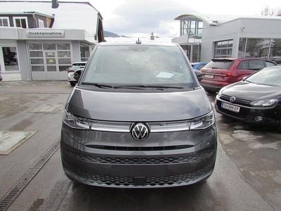 Mittelgrau metallic Gebraucht 2025 VW Multivan Style Van | € 73.950