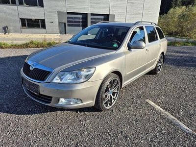 Beige Gebraucht 2012 Skoda Octavia Kombi | € 6.500