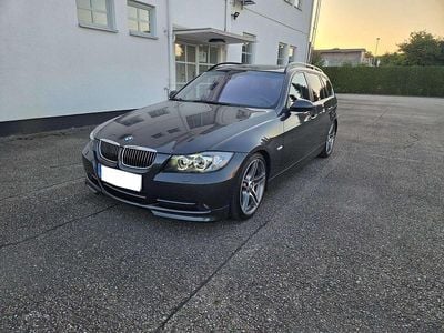 Grau Gebraucht 2008 BMW 325 Performance Kombi | € 14.800