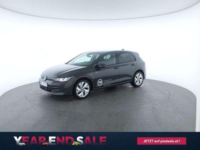 Mittelgrau metallic Gebraucht 2025 VW Golf VIII Limousine | € 29.950 (Teuer)