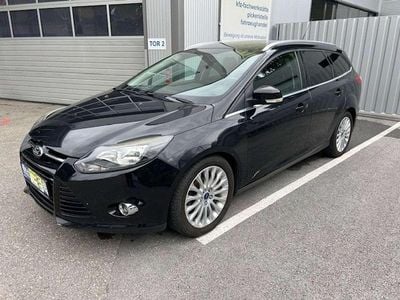 Schwarz Gebraucht 2012 Ford Focus Titanium Kombi | € 7.990