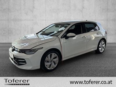 Neu VW Golf VIII 115 PS (84 kW) 2026 Weiss  normal
