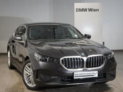 Gebraucht BMW 520 Efficient Dynamics 197 PS (144 kW) 2024 Sophistograu brillanteffekt Limousine