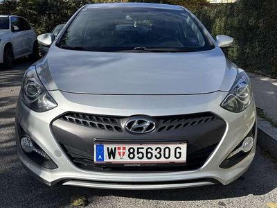 Silber Gebraucht 2014 Hyundai i30 Coupé | € 7.000