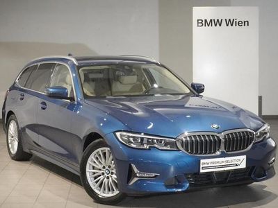 Blau Gebraucht 2022 BMW 330 Luxury Line Kombi | € 43.990 (Teuer)