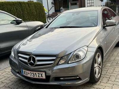 gebraucht Mercedes E220 CDI DPF Coupe BlueEFFICIENCY Automatik Elegance