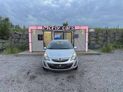 Grau Gebraucht 2015 Opel Corsa Cosmo Limousine | € 7.490 (Guter Preis)