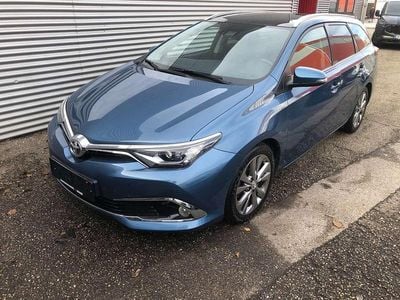Gebraucht Toyota Auris Lounge 111 PS (81 kW) 2015 Blau Kombi