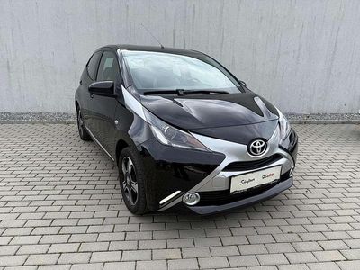 Schwarz Gebraucht 2015 Toyota Aygo X-clusiv Kleinwagen | € 8.499 (Fairer Preis)