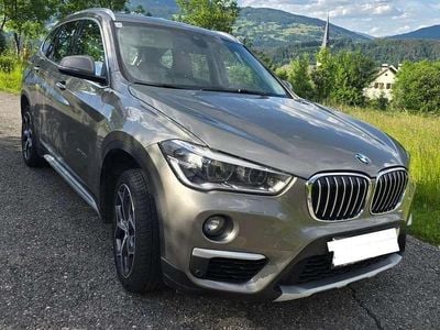 Silber Gebraucht 2017 BMW X1 Sport Line SUV | € 16.500 (Fairer Preis)