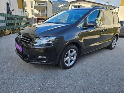 Gebraucht VW Sharan Comfortline 140 PS (102 kW) 2015 Braun Van / Kleinbus