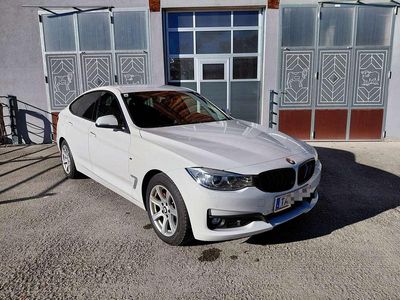 Weiß Gebraucht 2014 BMW 318 Gran Turismo Limousine | € 8.999