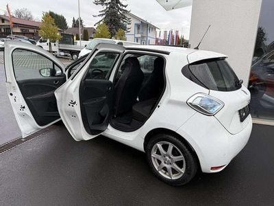 Gebraucht Renault Zoe Intens 67 kW (92 PS) 2017 Weiß Kleinwagen