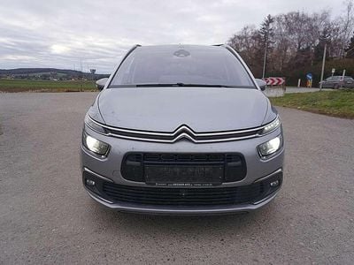Grau Gebraucht 2018 Citroën C4 SpaceTourer Shine Van / Kleinbus | € 7.790