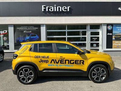 gebraucht Jeep Avenger ELEKTRO MY23 BEV 54 kWh 156 PS Altitude