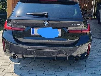 Gebraucht 2023 BMW 330 Sport Line Kombi | € 45.500 (Teuer)