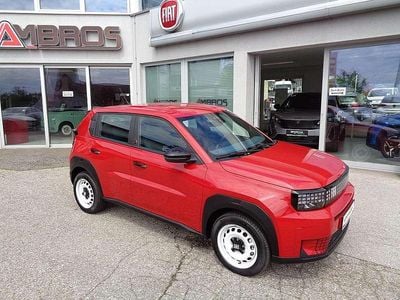 Neu Fiat Grande Panda Red 83 kW (113 PS) 2025 Rot Kleinwagen
