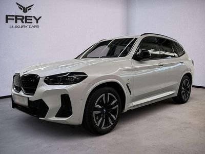 gebraucht BMW iX3 i/ M-Paket / Black Pack / PANO / AHK