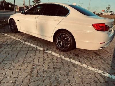Weiß Gebraucht 2013 BMW 520 Limousine | € 17.300 (Etwas zu teuer)