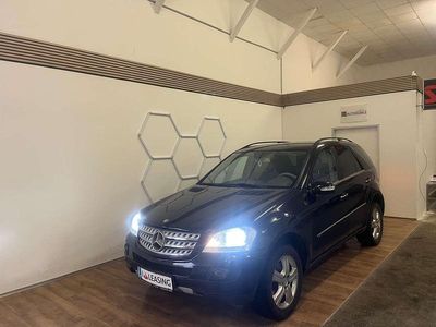 Gebraucht Mercedes ML320 224 PS (164 kW) 2007 Schwarz SUV