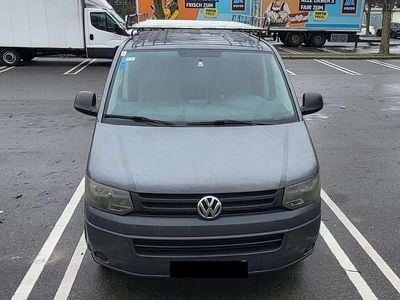 Grau Gebraucht 2014 VW T5 Van | € 7.900