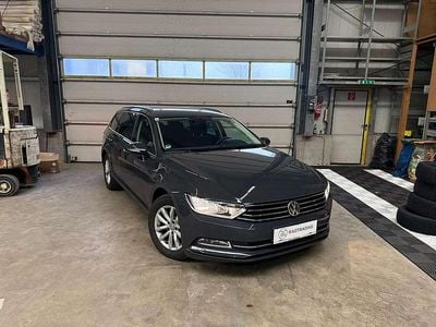 Grau Gebraucht 2017 VW Passat Comfortline Kombi | € 14.990 (Fairer Preis)