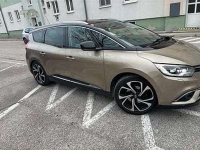 Gebraucht 2017 Renault Scénic Bose Edition Van / Kleinbus | € 12.500