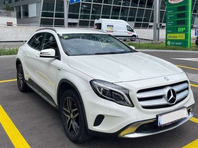 Mercedes GLA180