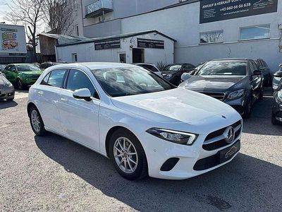 Gebraucht Mercedes A180 116 PS (85 kW) 2019 Weiß Kleinwagen