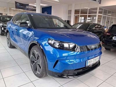 Blau Neu 2025 Ford Capri Extended Range SUV | € 63.690