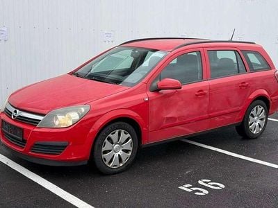 Rot Gebraucht 2006 Opel Astra Edition+ Kombi | € 999