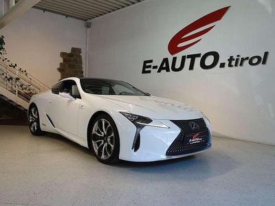 Weiß Gebraucht 2017 Lexus LC 500 Launch Edition Coupé | € 88.888