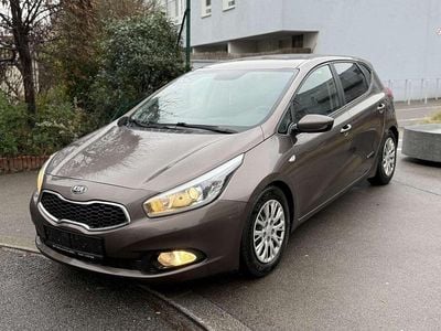 Gebraucht 2013 Kia Ceed Kleinwagen | € 4.250