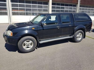 Schwarz Gebraucht 2004 Nissan Navara Abholung | € 3.300
