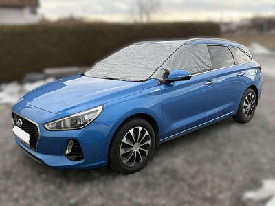 Gebraucht Hyundai i30 Premium 110 PS (80 kW) 2017 Blau Kombi