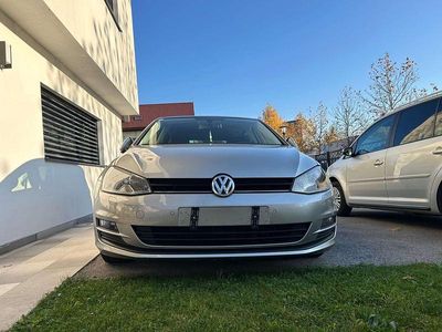 Silber Gebraucht 2014 VW Golf VII Comfortline Limousine | € 9.900 (Fairer Preis)