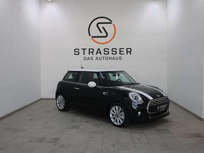 Schwarz metallic Gebraucht 2016 Mini Cooper D Kleinwagen | € 12.990
