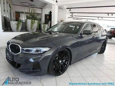 Gebraucht BMW 330 Sport Line 286 PS (210 kW) 2022 Grau Kombi