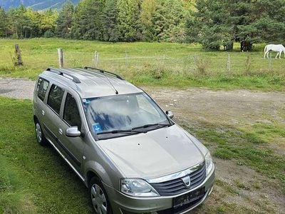 Gebraucht 2010 Dacia Logan MCV Lauréate Kombi | € 2.700