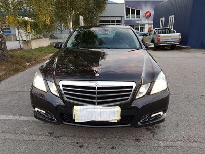 gebraucht Mercedes E220 Avantgarde BlueEfficiency CDI Aut.