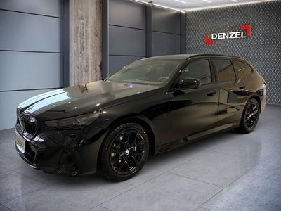 Gebraucht BMW 550e Comfort Edition 489 PS (359 kW) 2026 Saphirschwarz metall Kombi