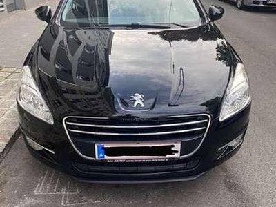 Schwarz Gebraucht 2011 Peugeot 508 SW Active Kombi | € 3.900