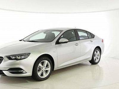 Argonsilber. metallic Gebraucht 2019 Opel Insignia Edition Kombi | € 23.970