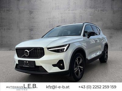 gebraucht Volvo XC40 B3 Plus Dark Aut.