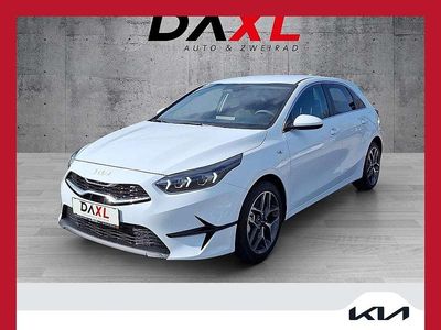 Neu Kia Ceed Silver 101 PS (74 kW) 2025 Weiß Kleinwagen