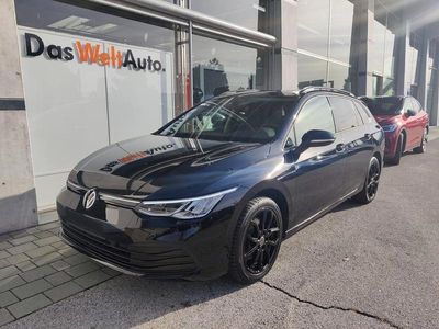 Schwarz metallicperleffektno Gebraucht 2022 VW Golf VIII Kombi | € 24.590 (Teuer)