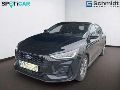 Schwarz Gebraucht 2024 Ford Focus ST-Line Limousine | € 25.790 (Etwas zu teuer)