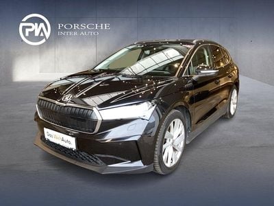 Schwarz metallicperleffektno Gebraucht 2021 Skoda Enyaq iV SUV | € 28.490 (Etwas zu teuer)