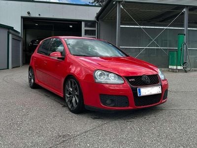 Rot Gebraucht 2005 VW Golf V GTI Limousine | € 12.000