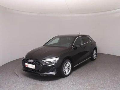 Schwarz normal Neu 2025 Audi A3 Ambiente Limousine | € 31.490 (Guter Preis)